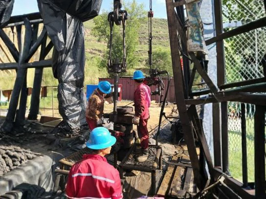 Unblocking construction of Well 329-103 in the town